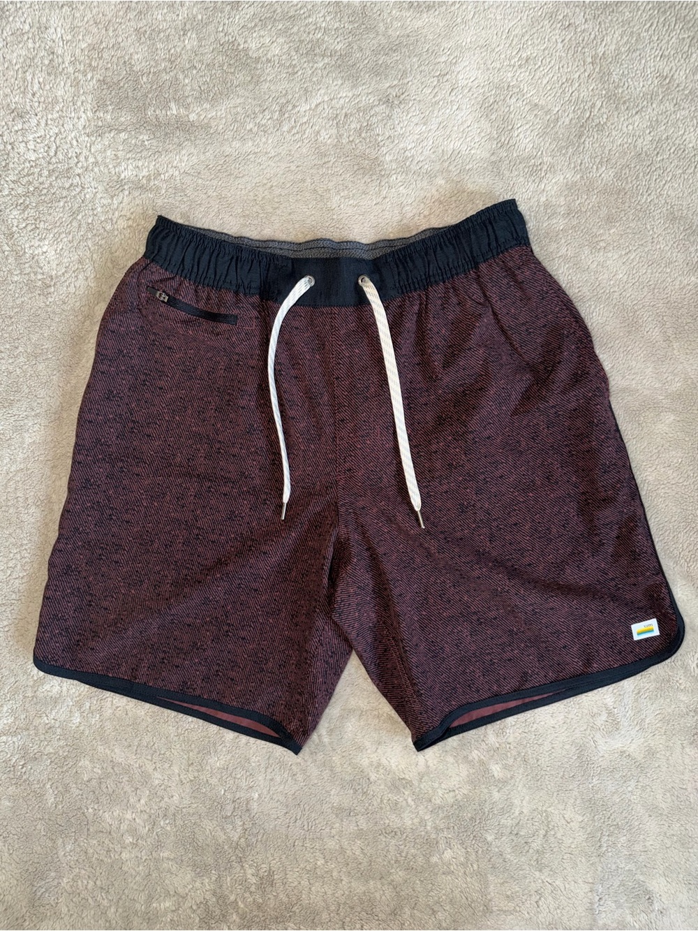 Vuori Banks Short Unlined 7” Men’s Medium Burgundy Athletic Performance Running